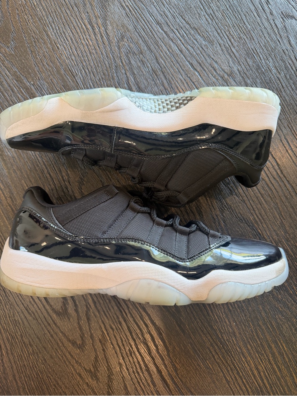 Jordan 11 Retro Low Space Jam (Pre-Owned) -men’s Size 11.5